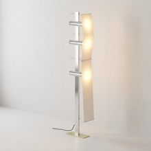 Load image into Gallery viewer, Maxima Standing Lamp